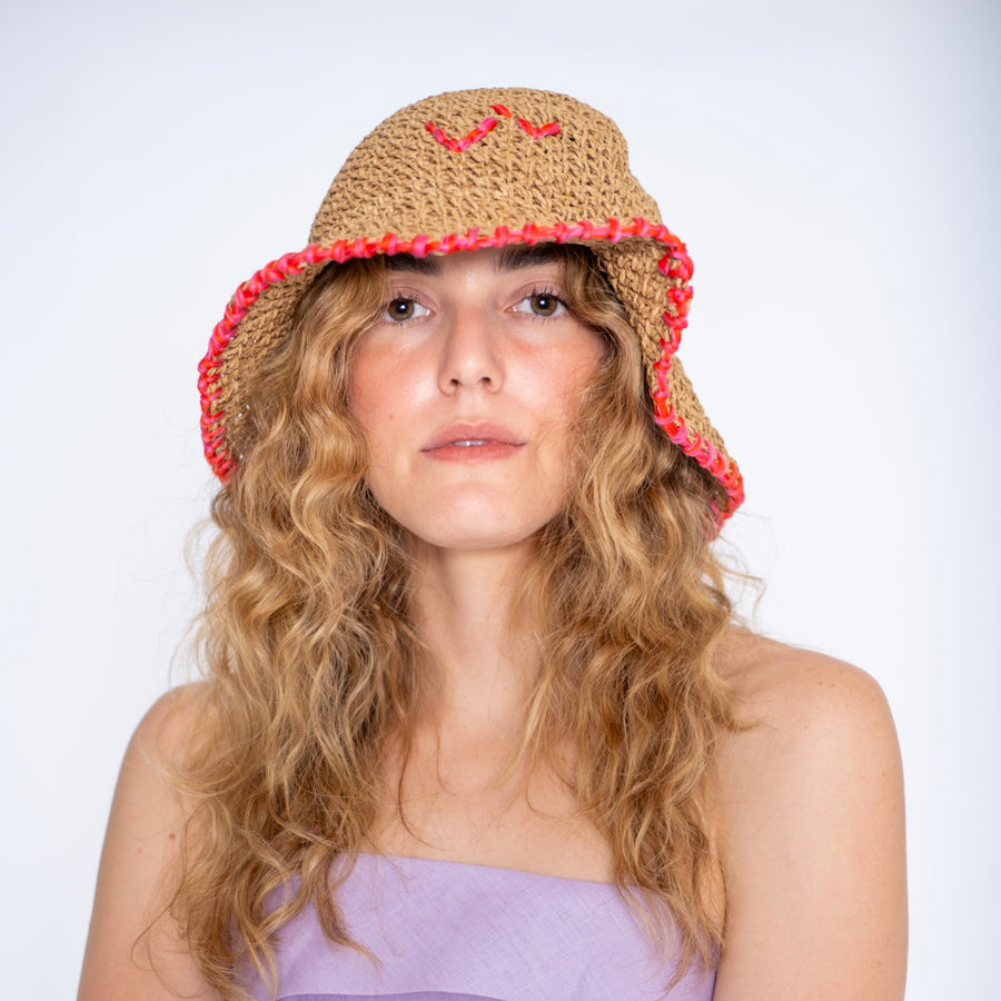 AVVE bucket hat