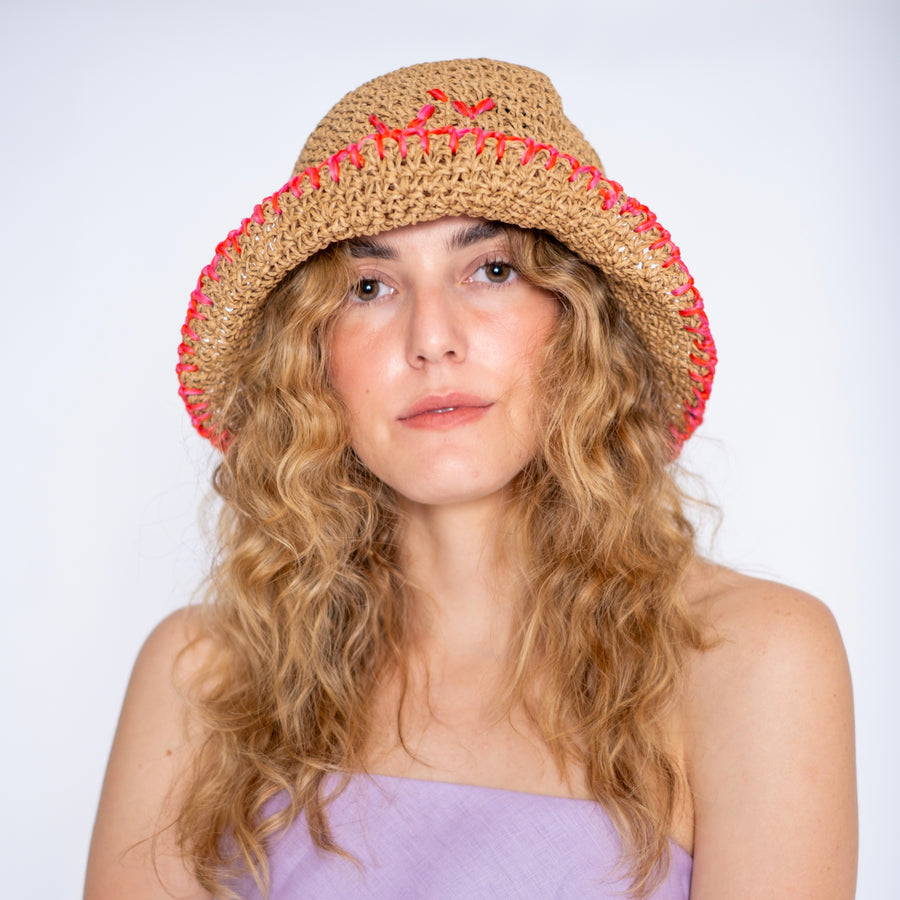 AVVE bucket hat
